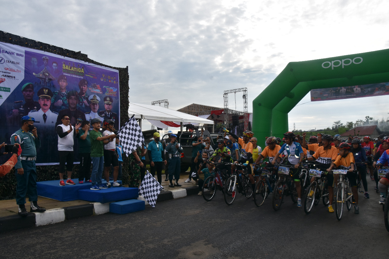 Meriahkan Salatiga Expo Hybrid 2022, Danrem 073/Makutarama Ikut Yos Sudarso Fun Bike